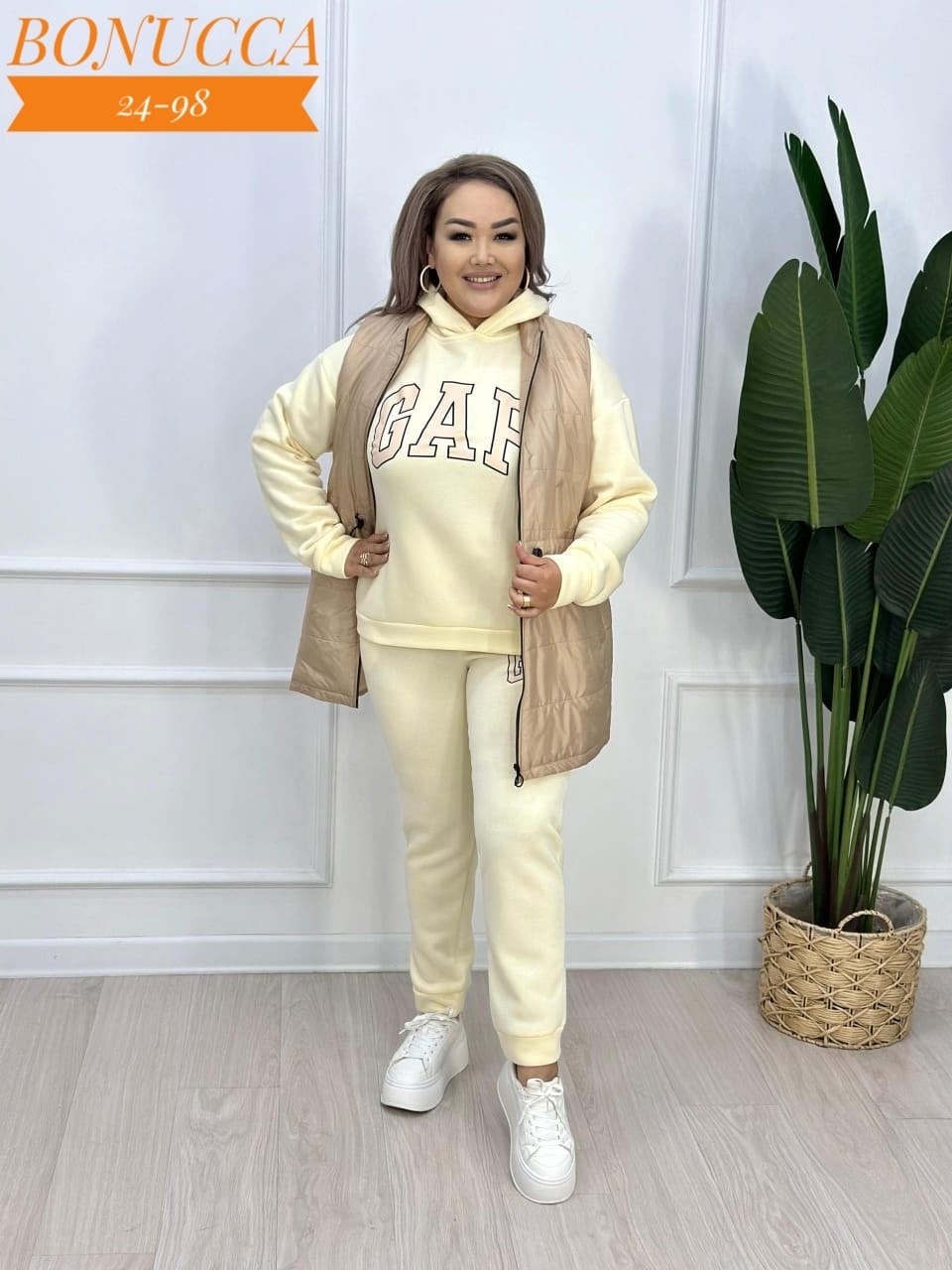 костюм женский тройка,спортивные костюмы женские,женские жилеты,жилет,женские жилетки