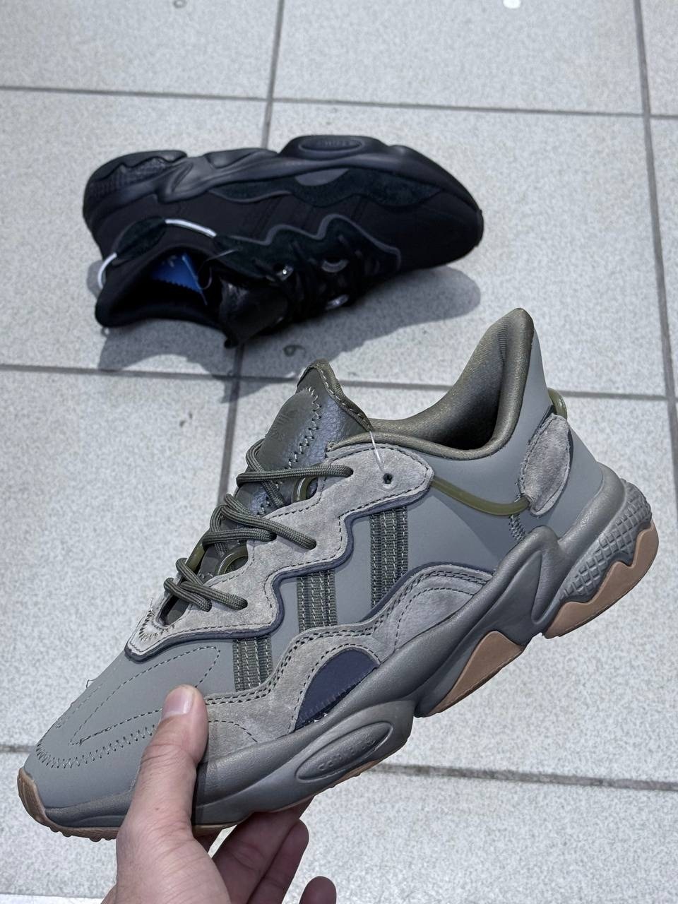 кроссовки adidas ozweego,кроссовки adidas originals ozweego,мужские кроссовки adidas ozweego,adidas originals ozweego,кроссовки