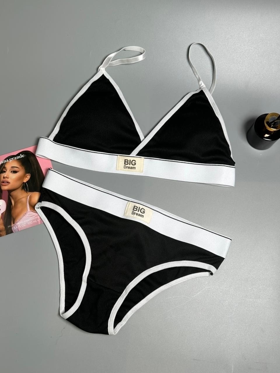 женский комплект нижнего белье,комплект нижнего белья,комплект белья женский,нижнее белье женский,нижнее белье комплект спортивное