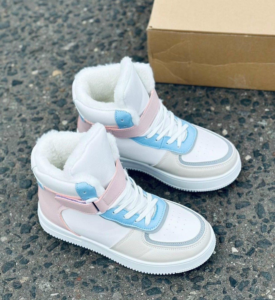 ,женские кроссовки,зимние кроссовки женские,зимние высокие кроссовки женские,кроссовки женские высокие