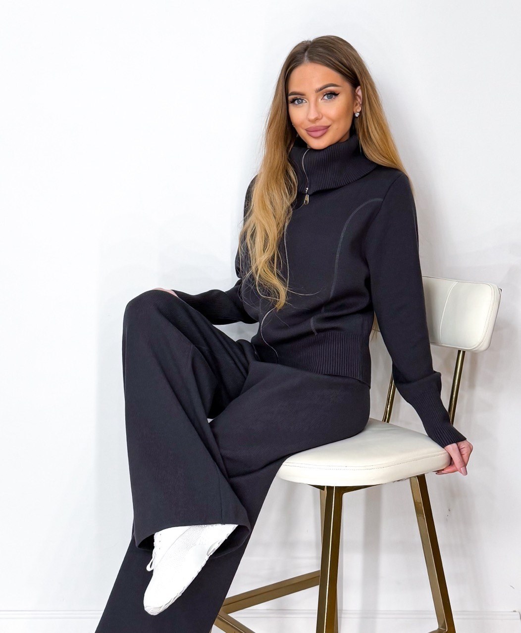 трикотажные костюмы,спортивные костюм,костюмы двойки,женские спортивные костюмы,штаны и кофта