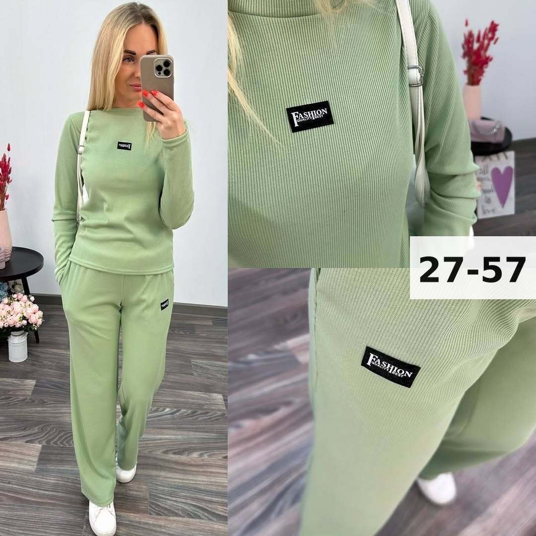 cпортивный костюм женский на флисе,трикотажные костюмы женские,женский костюм на флисе,трикотажные костюмы,костюмы женские