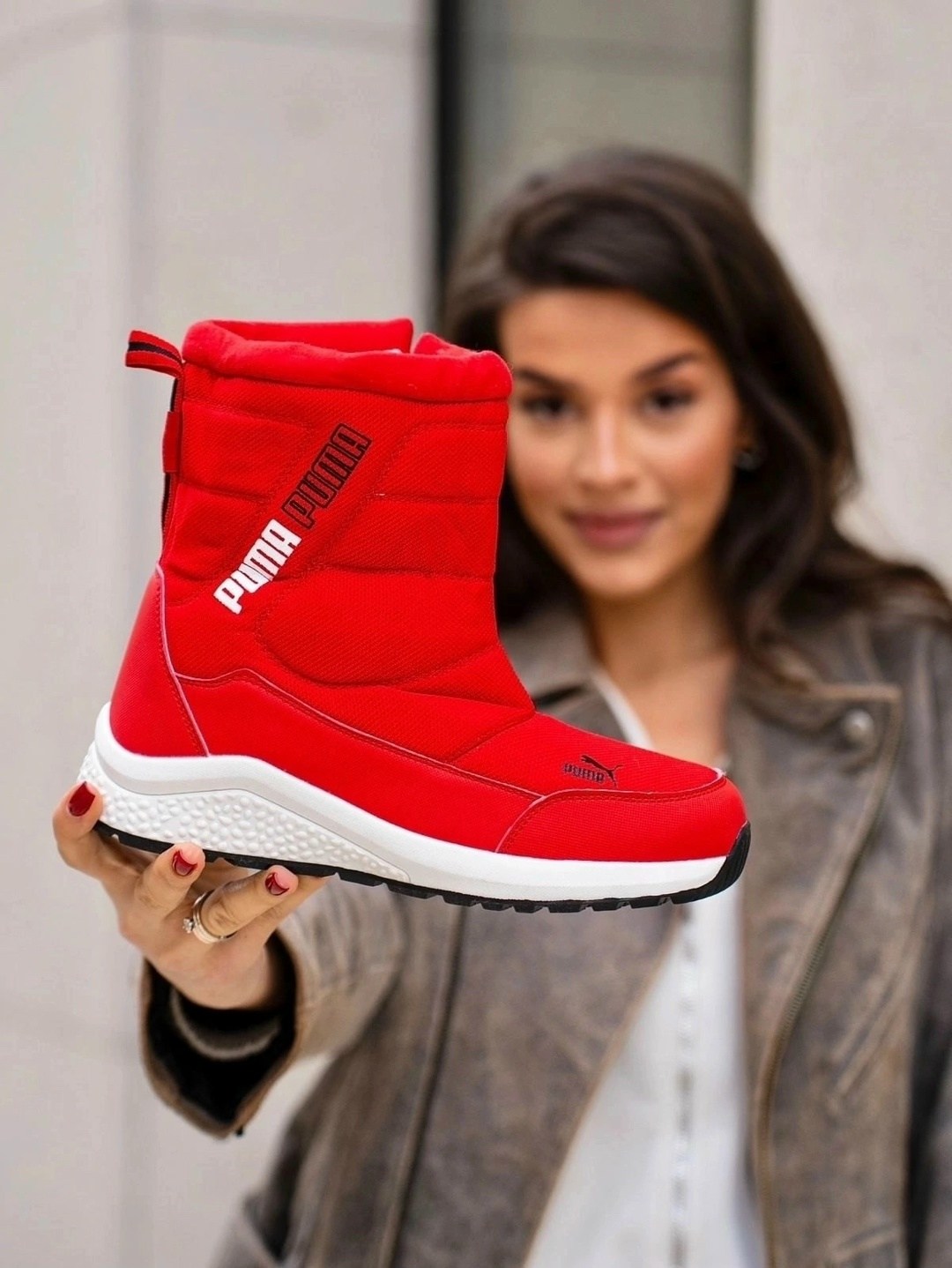 женская зимняя,дутики женские,,зимняя , теплая