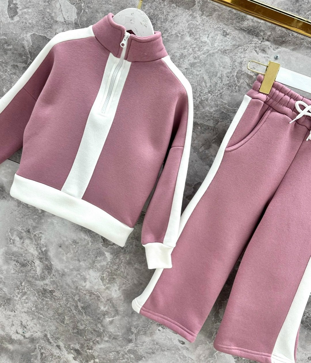 костюмы спортивные для девочки,спортивные костюм,детские костюмы,костюм с начесом для девочки,детские спортивные костюмы