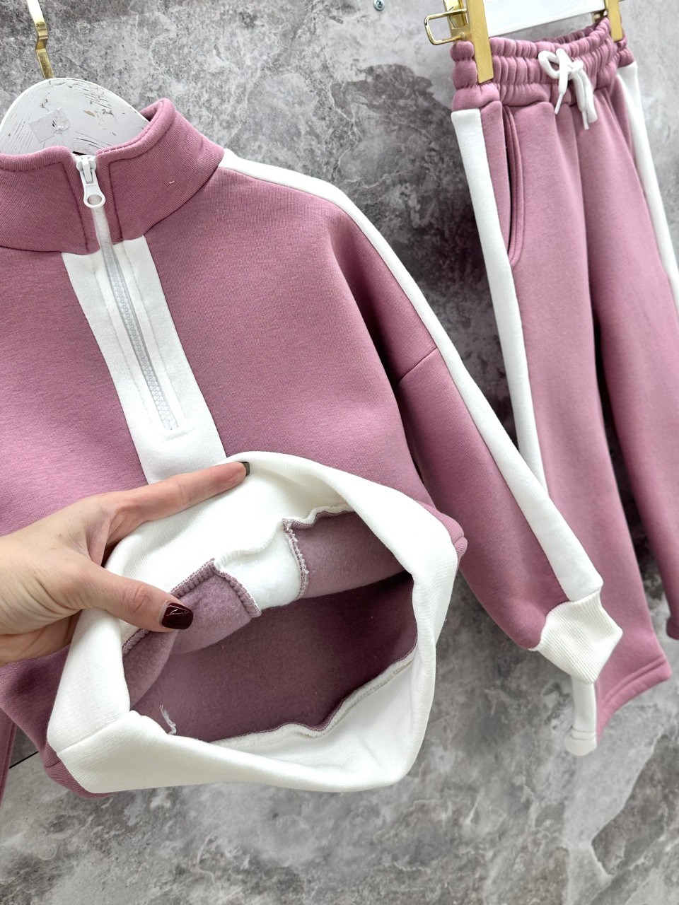 костюмы спортивные для девочки,спортивные костюм,детские костюмы,костюм с начесом для девочки,детские спортивные костюмы