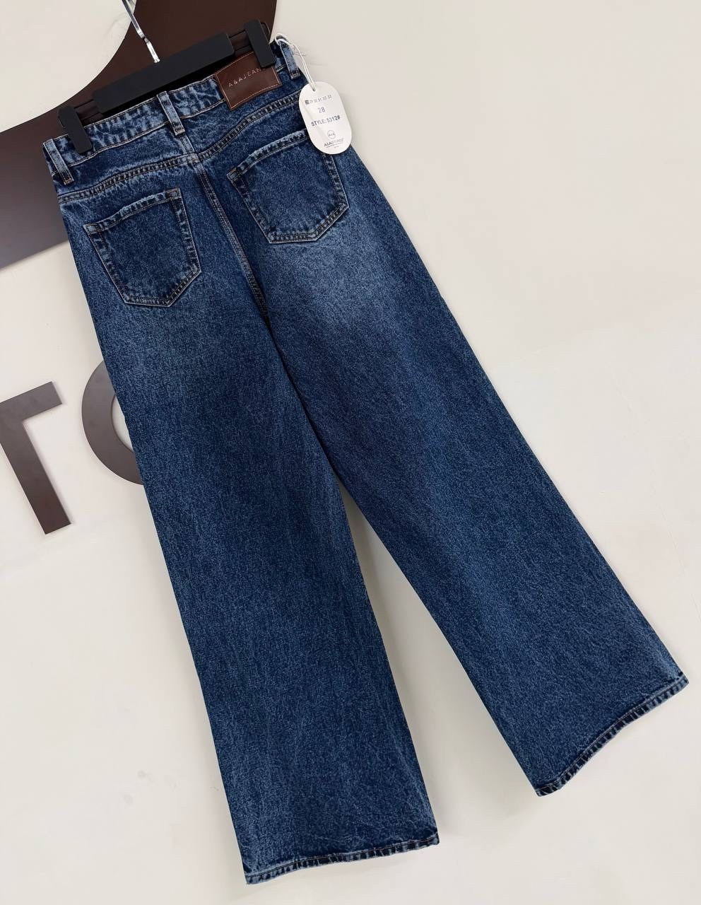 широкие джинсы,джинсы женские,джинсы модные,женские джинсы широкие,женские джинсы прямые