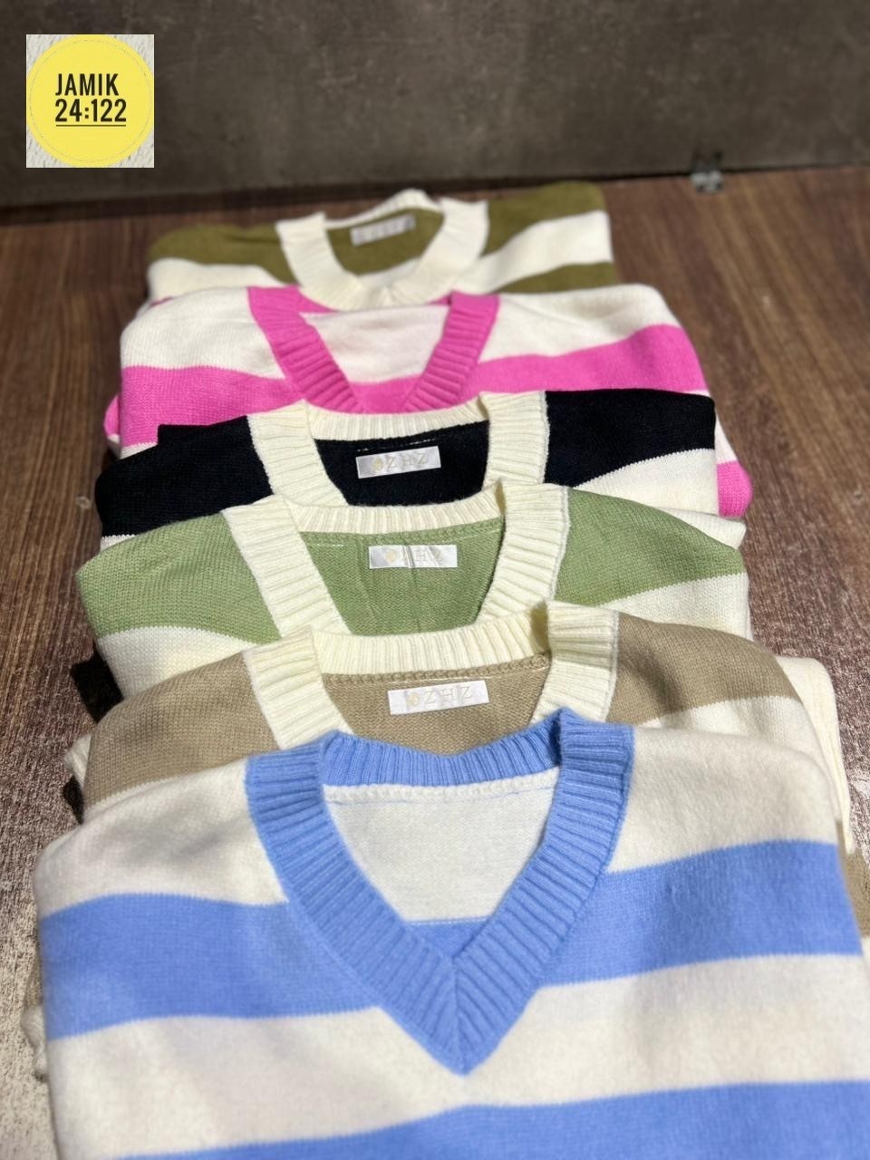 стильная кофта,вязаная кофта,кофта оверсайз в полоску вязаная,свитер вязаный в полоску,свитер