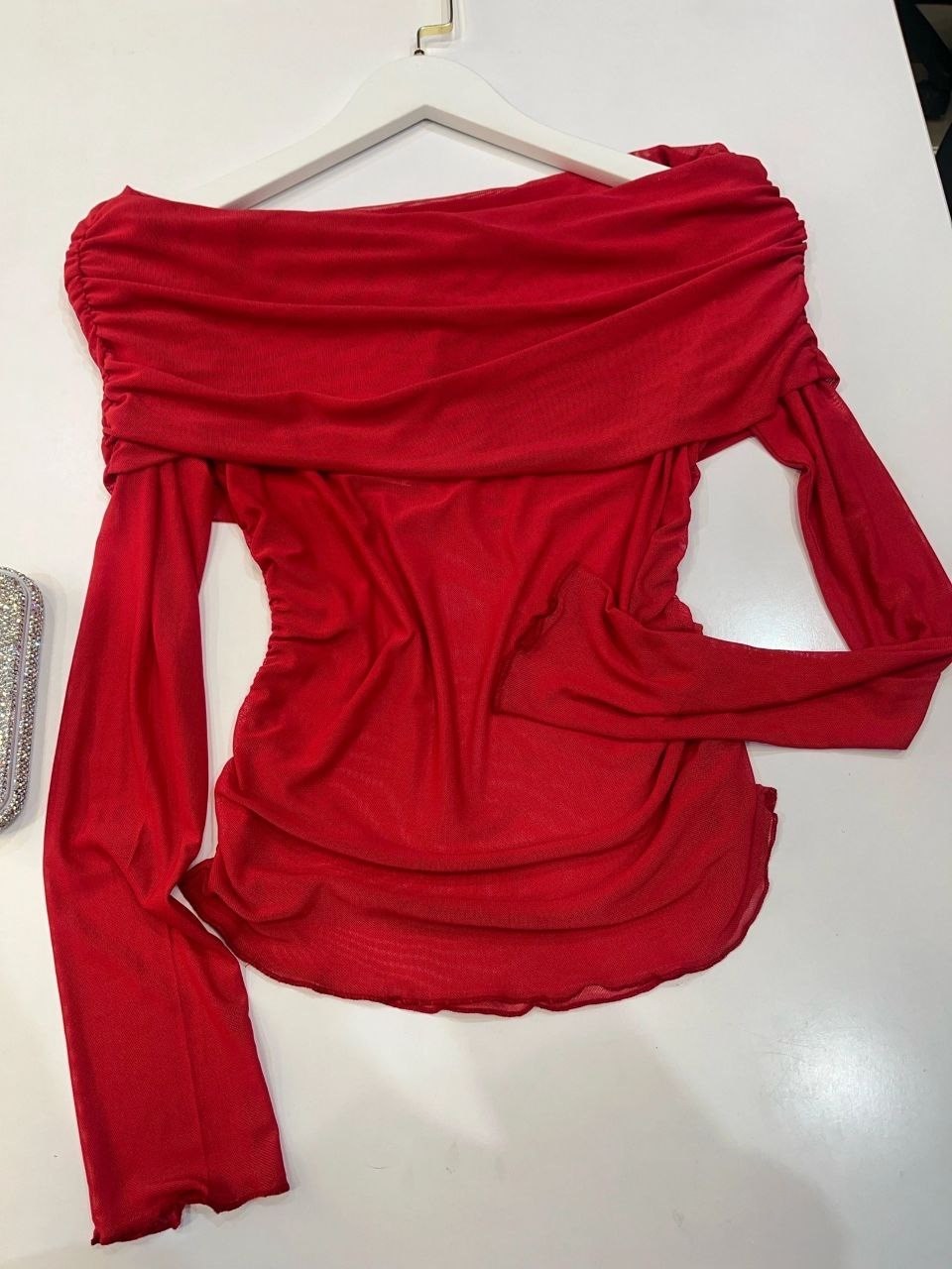 лонгслив с открытыми плечами,женская кофта,блузка кофточка,кофточка