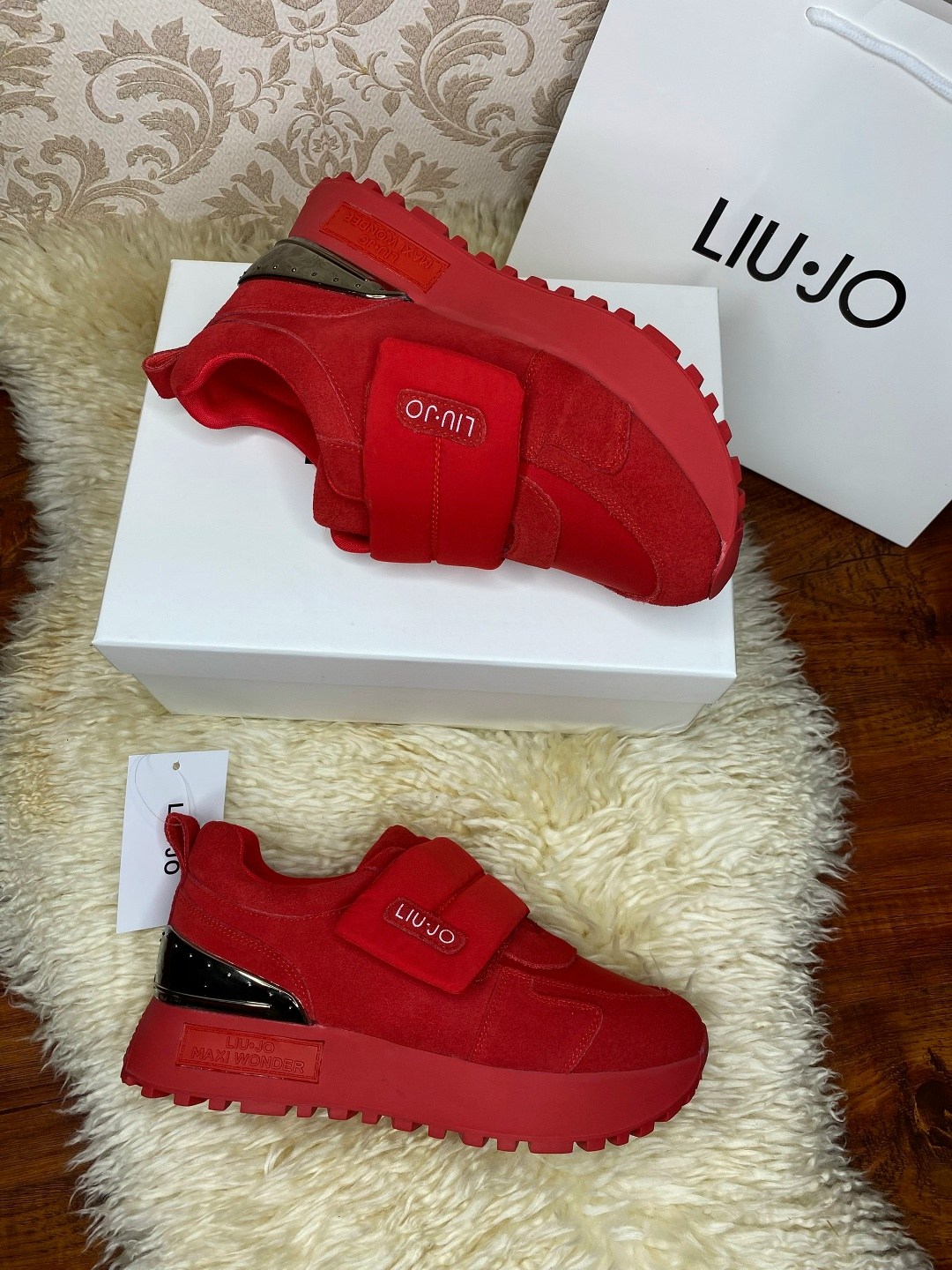 ,кроссовки женскиe,кроссовки liu jo, женская кроссовки,красные кроссовки