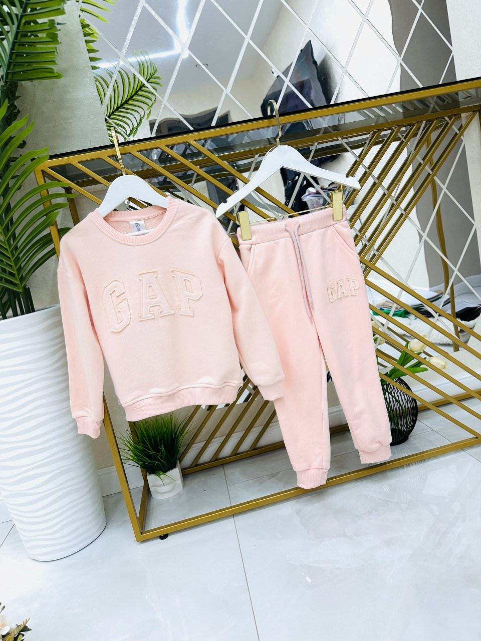 спортивный костюм gap,модные костюмы,детский спортивный костюм gap,костюм gap,костюм на флисе