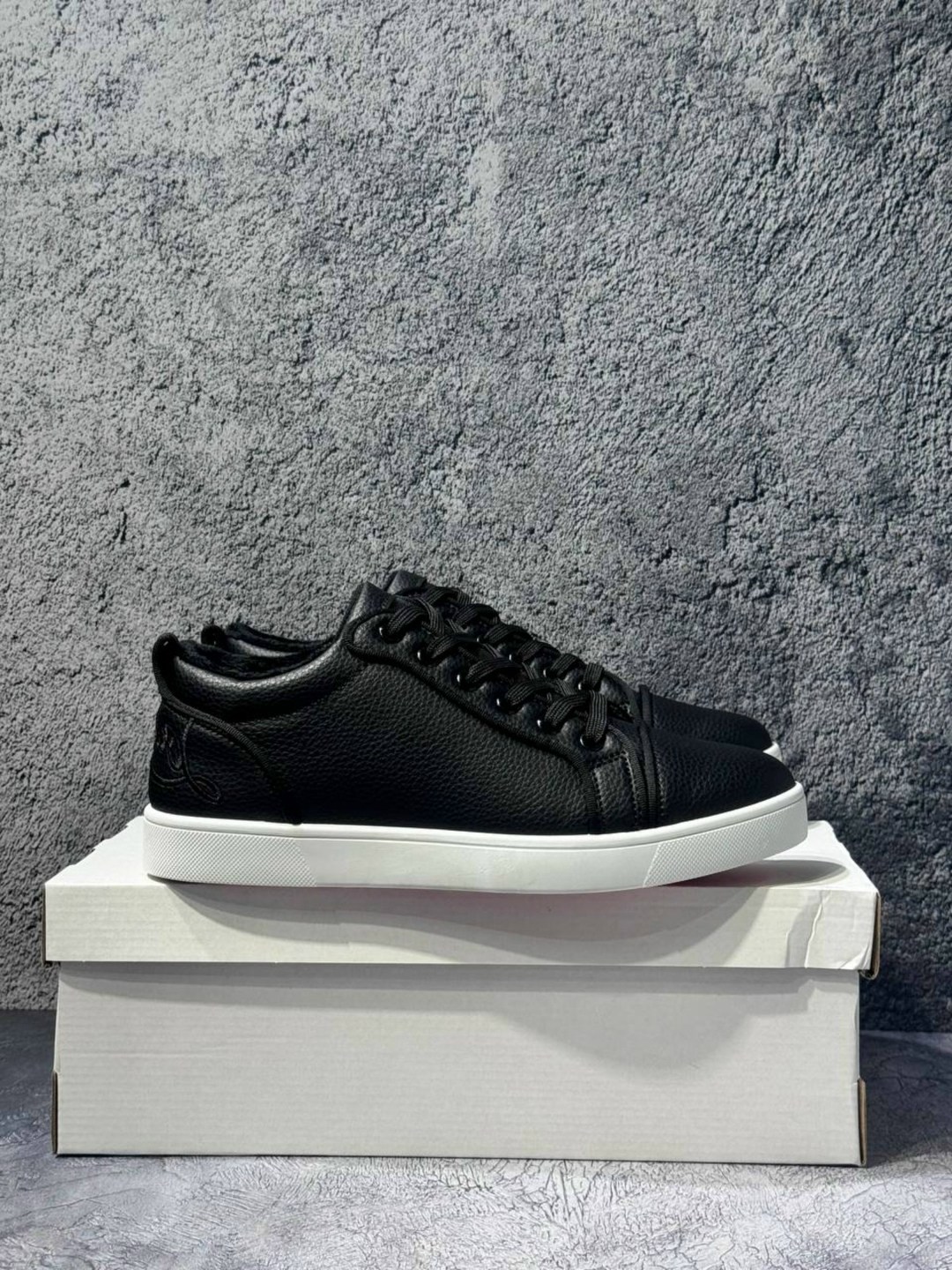 ,кеды прада мужские,кеды прада черные,кеды мужские черные,кожаные кеды мужские