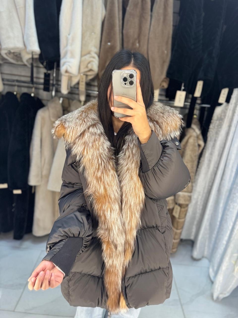 пуховики с натуральным мехом,пуховики с мехом,пуховик женский с натуральным мехом,пуховик женский с мехом,куртка удлиненная с мехом