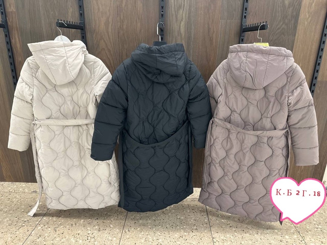 пальто на синтепоне,длинное стёганое пальто с капюшоном,пуховик пальто,стеганое пальто женское,пальто стеганое с поясом