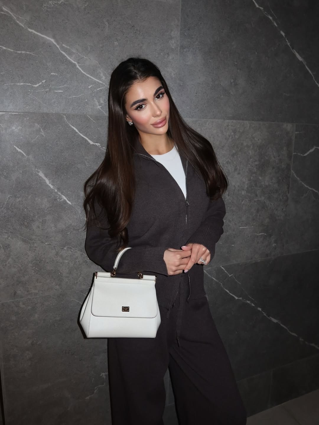 трикотажные костюмы,трикотажный костюм женский,женский костюм,женский вязаный костюм,вязаные костюмы