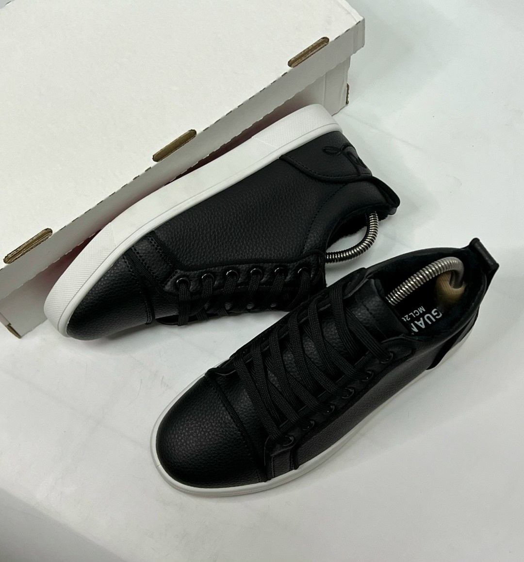 ,кеды прада черные,кеды прада мужские,низкие кроссовки,обуви