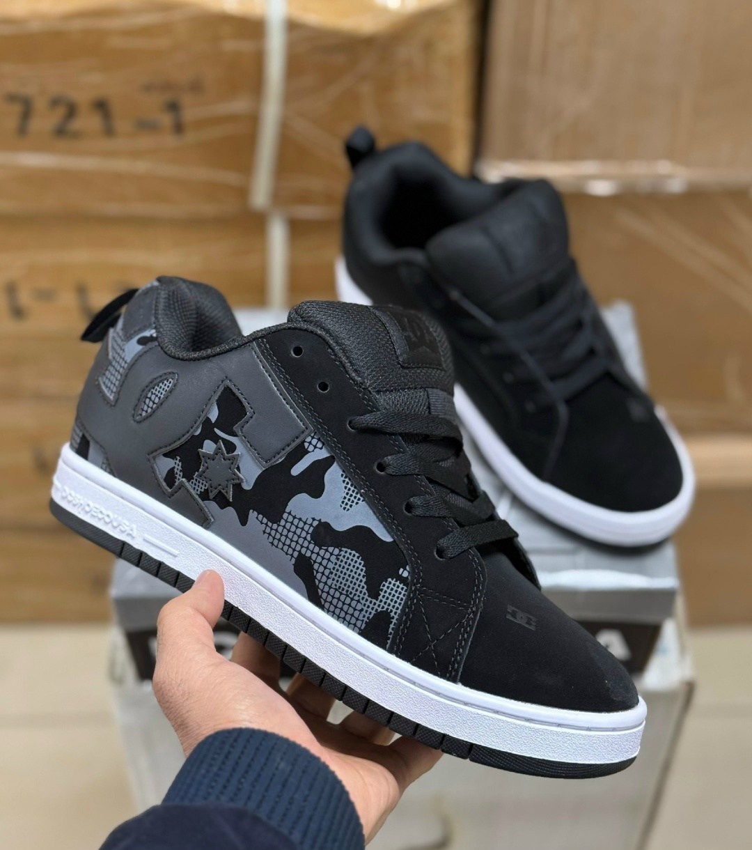 кроссовки dc shoes court graffik,кроссовки,кроссовки dc shoes,кроссовки dc court graffik,мужские и женские кроссовки