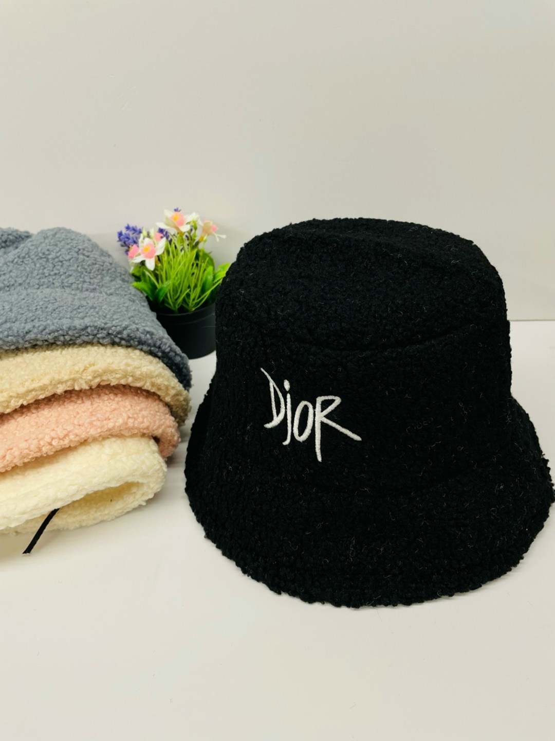 плюшевая панама,панама из искусственного меха,теплая панама,панама женская зимняя,панама зимняя