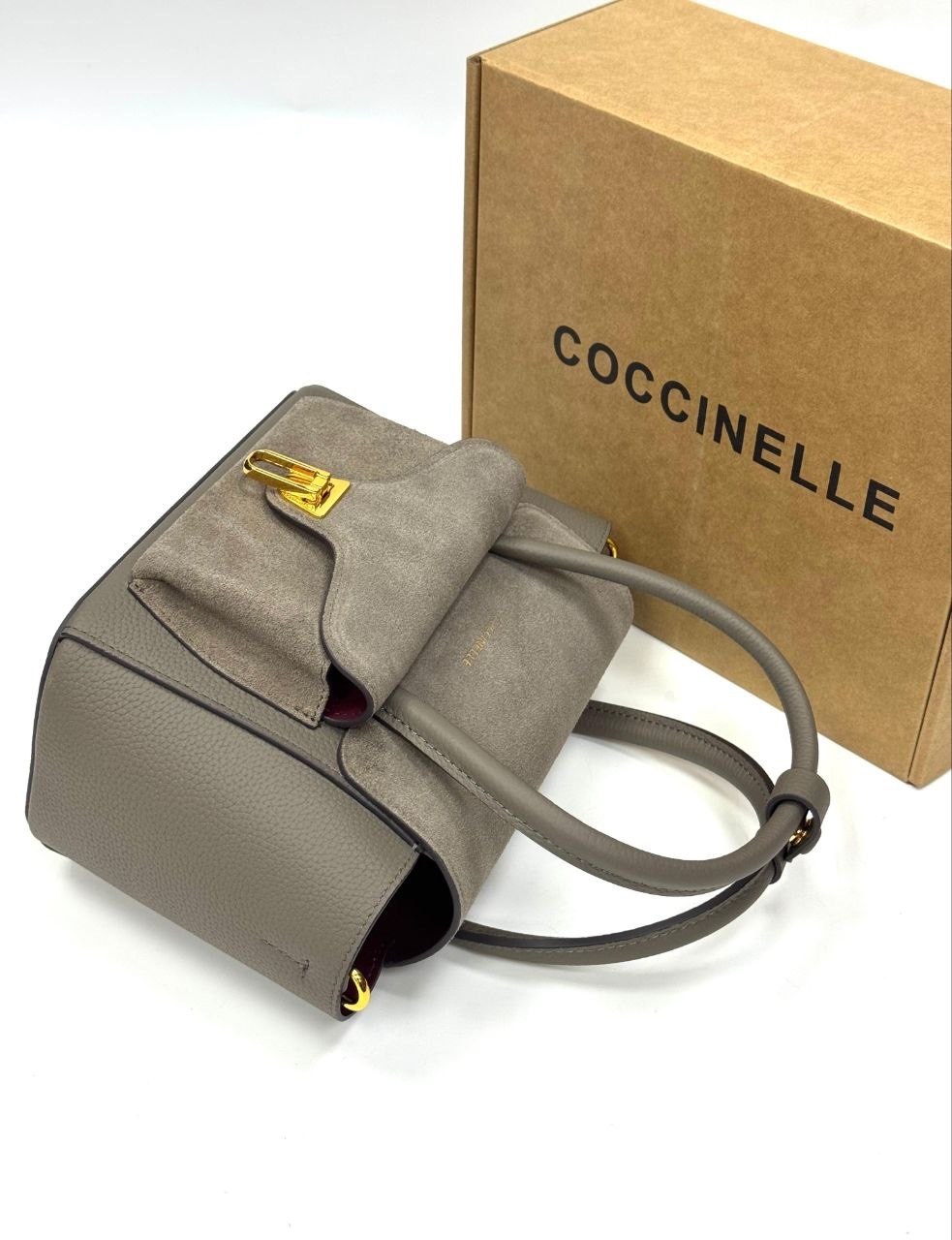 coccinelle сумка,женская сумка coccinelle,сумка,сумки coccinelle замшевая сумка,coccinelle сумка на плечо