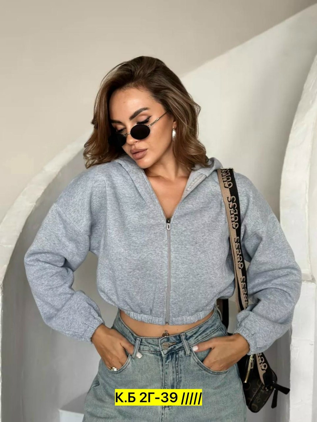 зип худи укороченная кофта на молнии с начесом,зип худи укороченная кофта на молнии,толстовки женская,зип худи укороченная кофта,свитшот женская