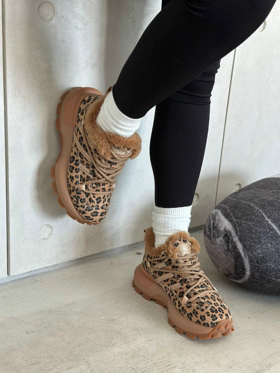 ,кроссовки женскиe,кроссовки женские зимние,леопардовые кроссовки, женская