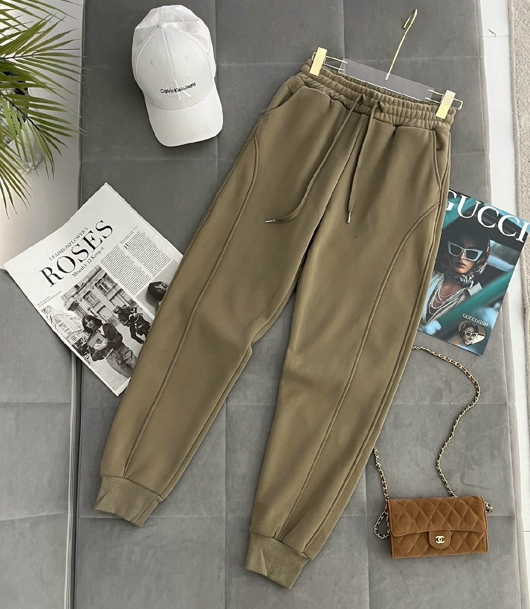 брюки джоггеры,спортивные брюки женские,спортивные брюки,брюки женские в спортивном стиле,cпортивные штаны женские