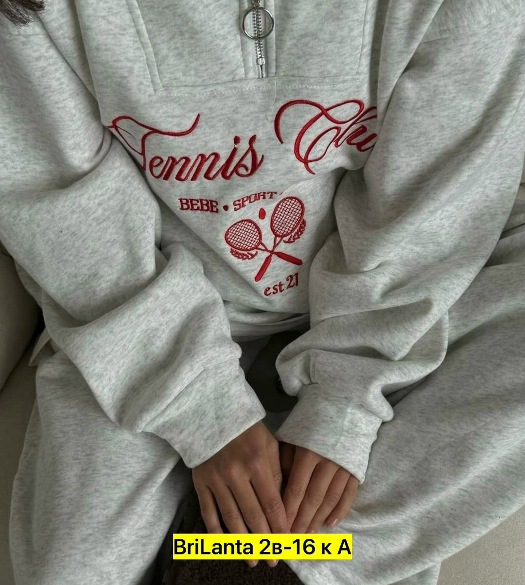 женский костюм на флисе,спортивные костюмы женские,трикотажные костюмы,стильные костюмы,костюм на флисе