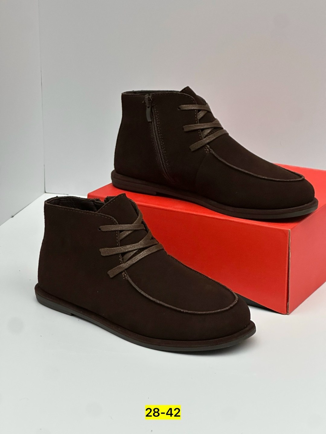 ботинки чукка мужские замшевые,замшевые ботинки,,мужская ,мужские ботинки