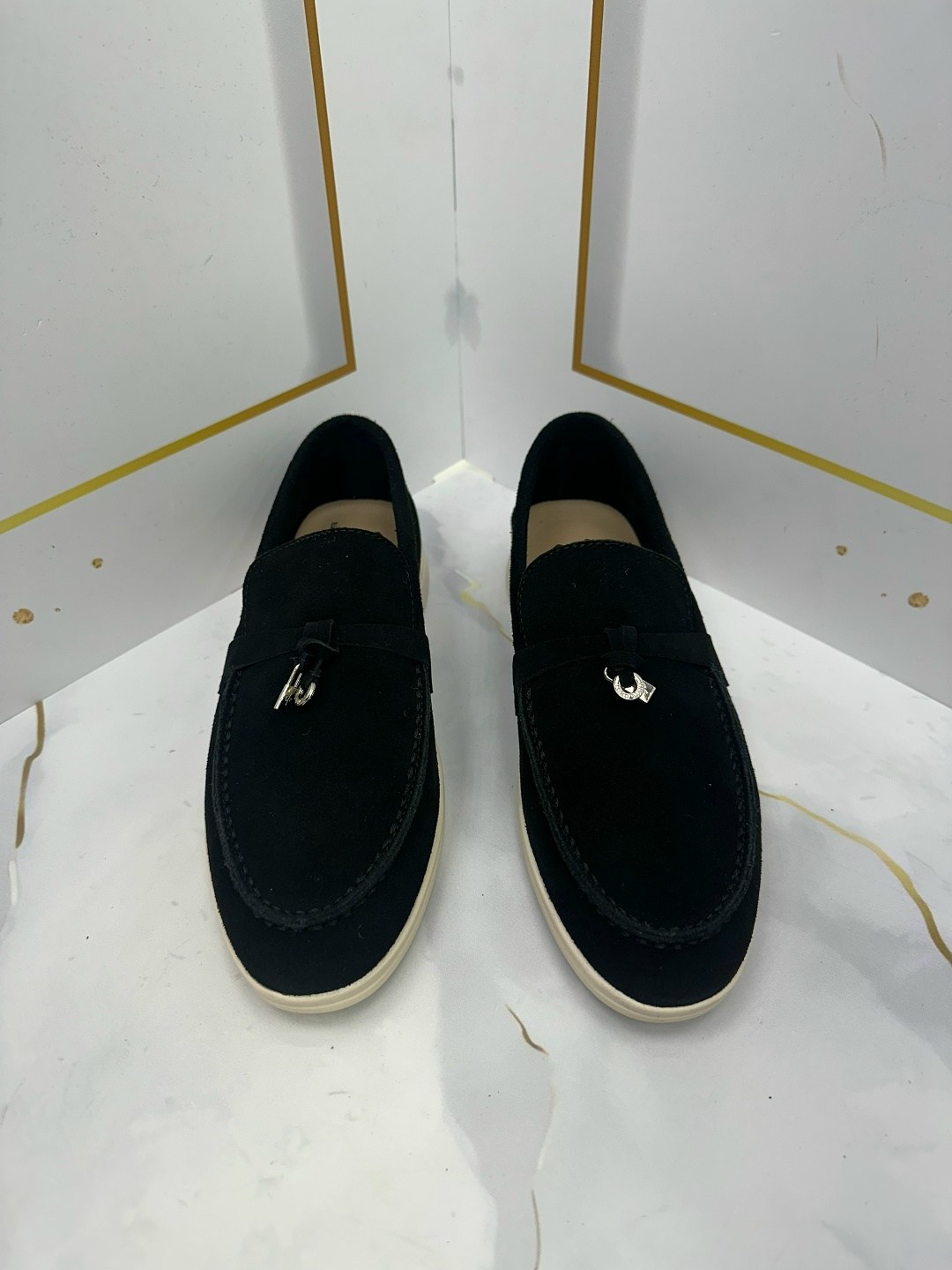 ,лоферы loro piana женские,лоферы loro piana,лоферы бежевые замшевые, повседневные