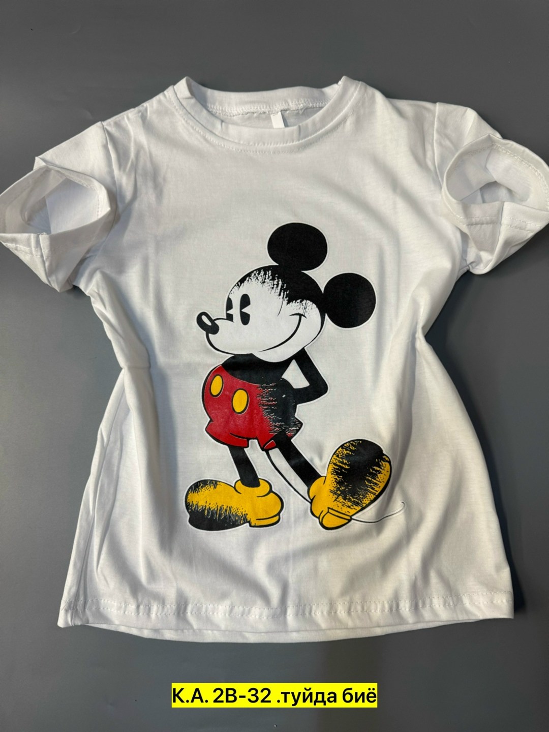 футболка с микки маусом,футболка с принтом микки маус,микки маус футболка,футболка с принтом микки маус mickey mouse,футболка юникло с микки маусом
