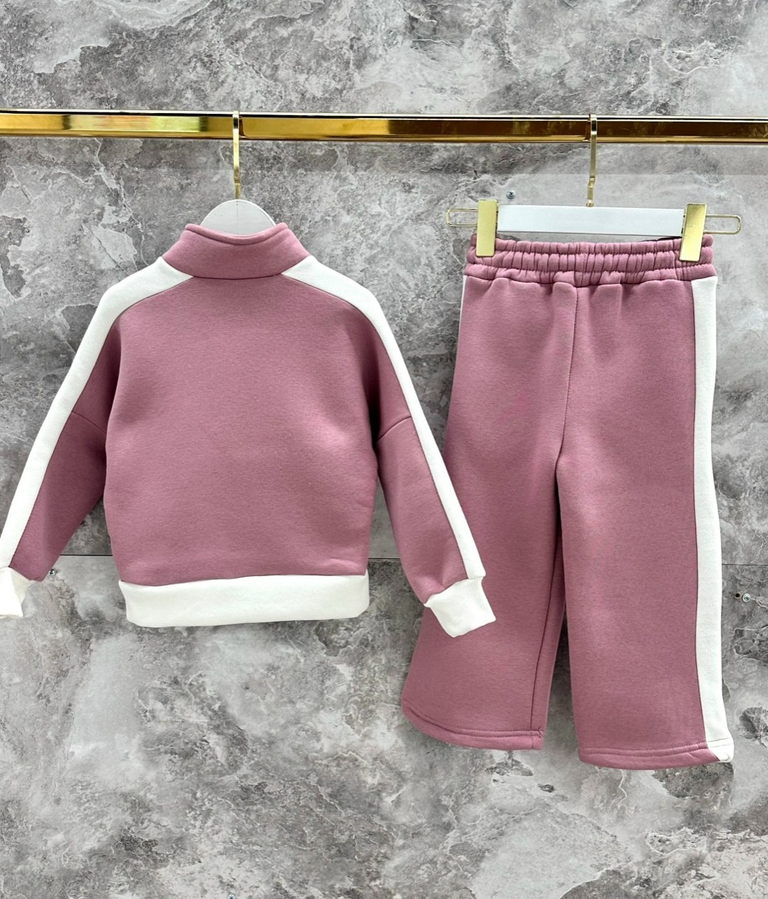 костюмы спортивные для девочки,спортивные костюм,детские костюмы,костюм с начесом для девочки,детские спортивные костюмы