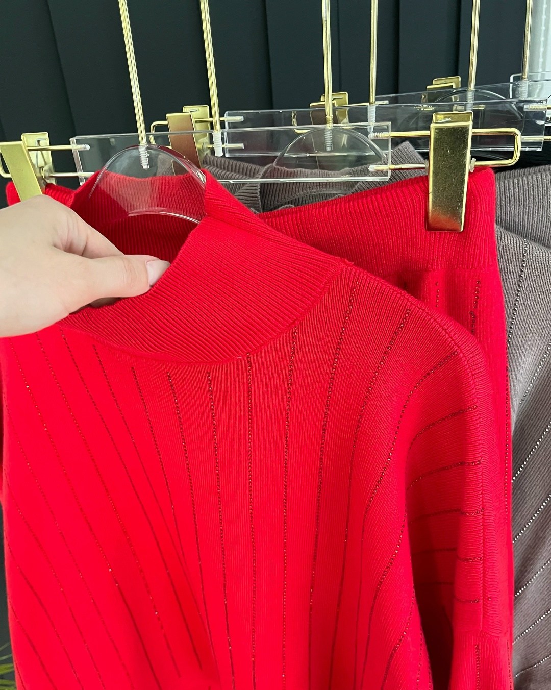 костюмы брючные,трикотажные костюмы,женский вязаный костюм,костюм лапша женский,вязаные костюмы