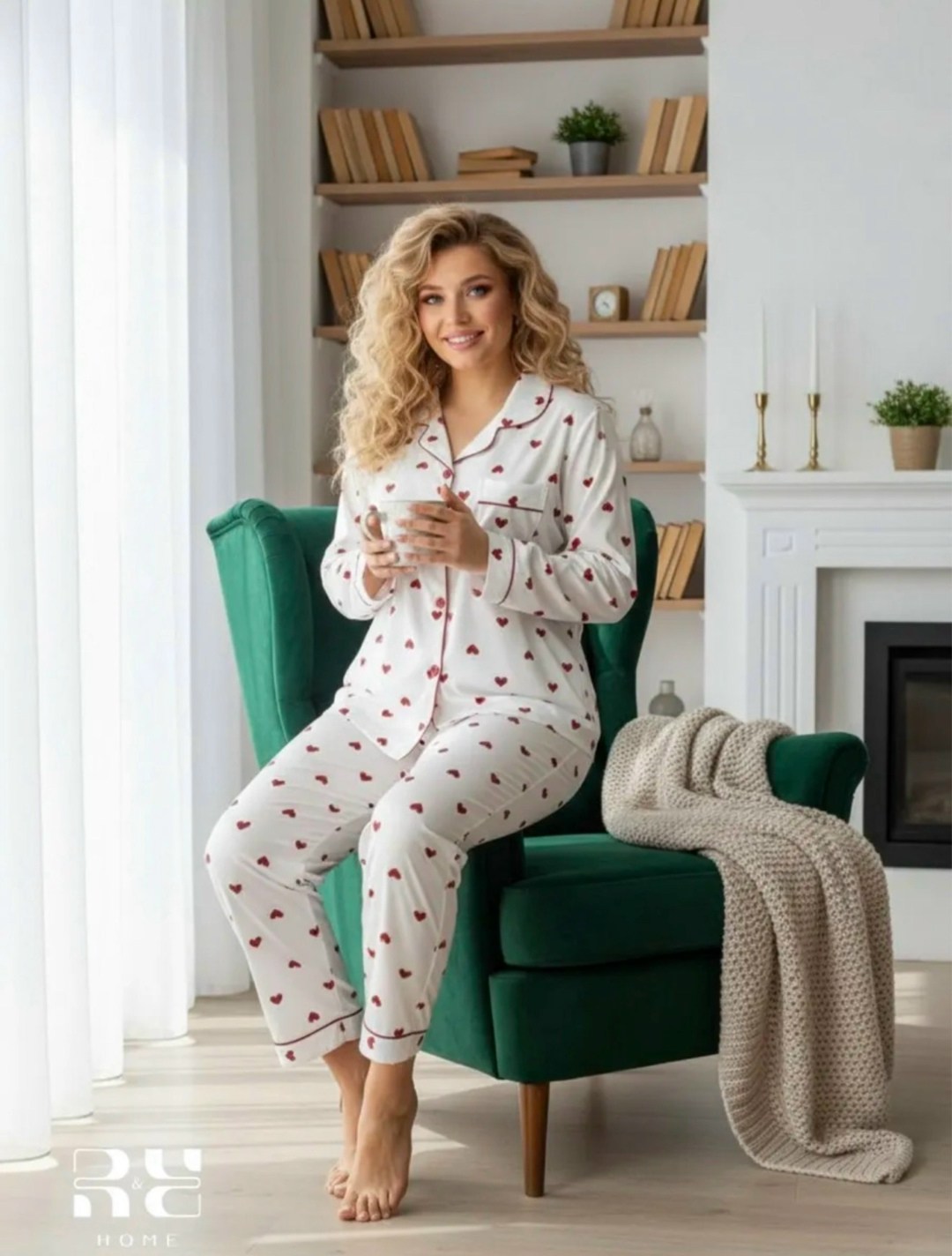 пижама женская,пижама со штанами и рубашкой с сердечками,пижама женская с рубашкой,пижама с сердечками со штанами,комплект пижама