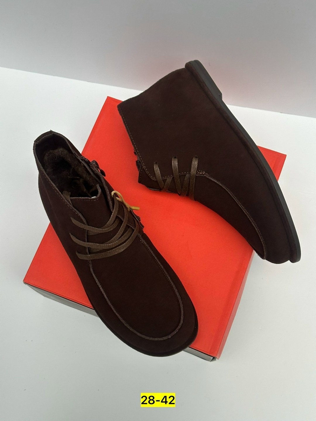 ботинки чукка мужские замшевые,замшевые ботинки,,мужская ,мужские ботинки