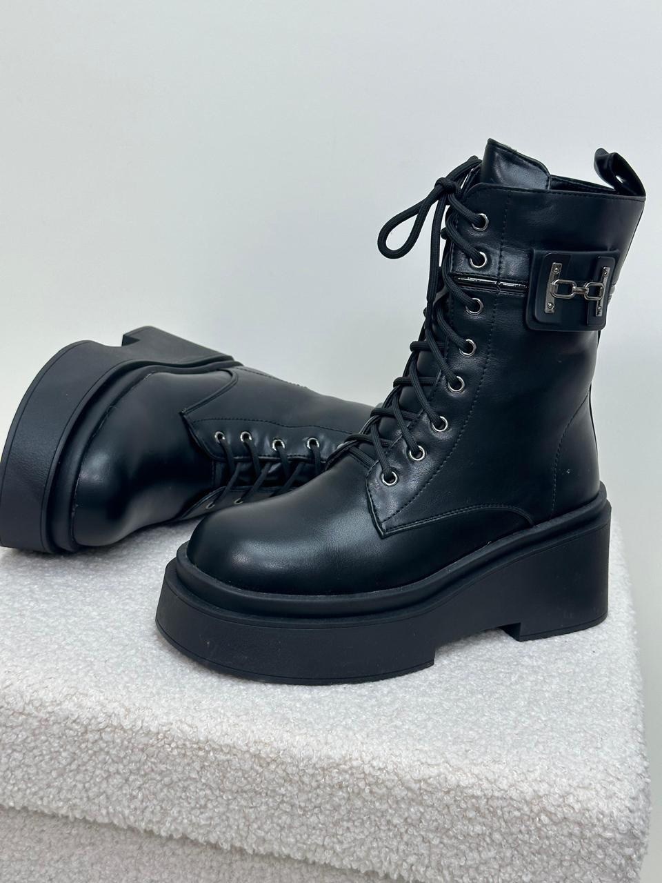 ,ботинки женские,ботинка женские зимние, женская,ботинки женские высокие