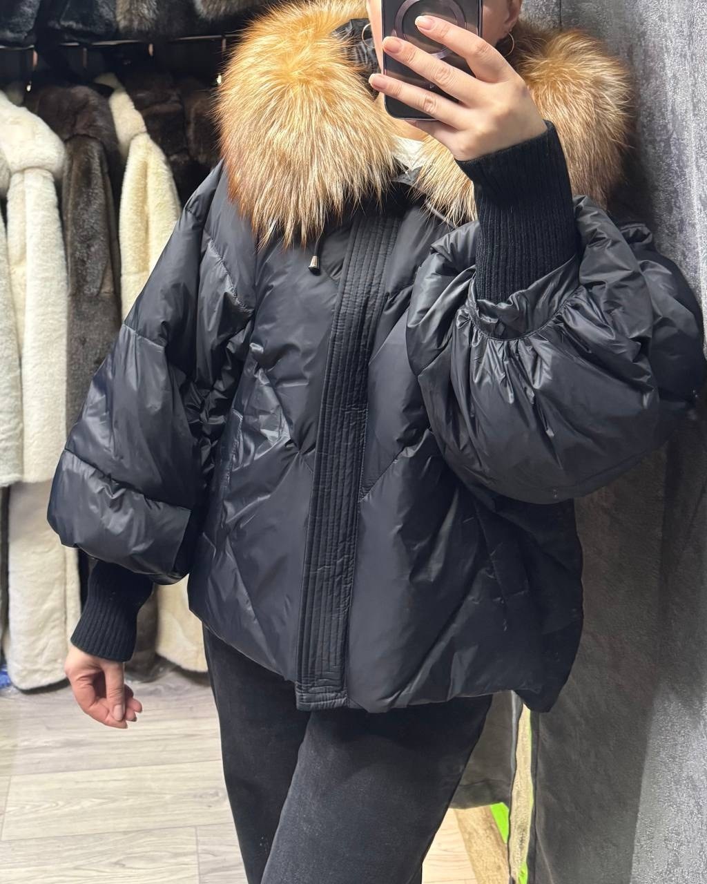 женские пуховики,пуховики с натуральным мехом,куртка пуховик с натуральным мехом,зимняя куртка пуховик,пуховик