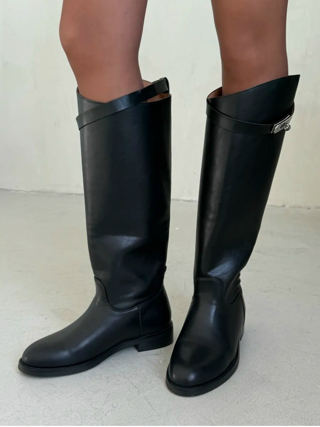 женские сапоги,высокие сапоги,сапоги демисезонные,сапоги трубы,стильные сапоги