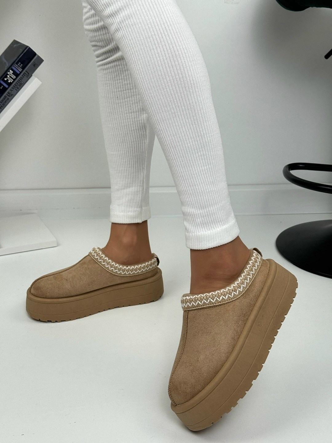 ,тапочки модные,угги женские,женская ,ugg slipper