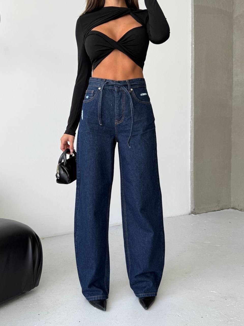 стильные джинсы,джинсах,женские джинсы,брюки джинсы,джинсы широкие