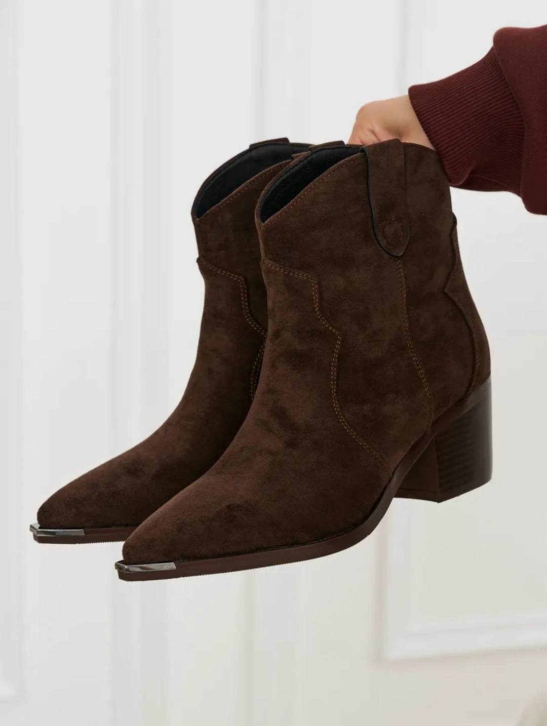 замшевые ботинки,женская ,полусапоги,замшевые казаки,полусапожки на каблуке