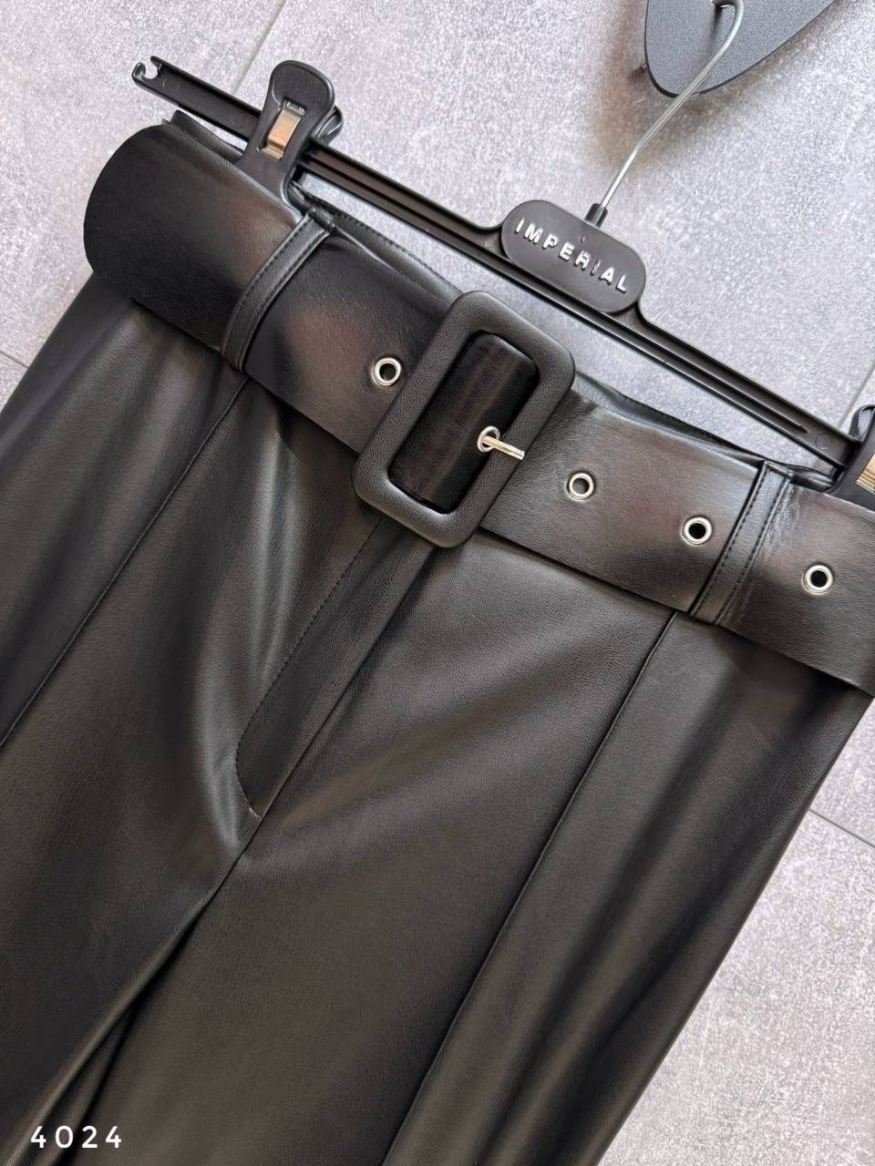 кожаные брюки клеш,кожаные брюки,брюки кожаные палаццо,брюки женские кожаные,брюки из экокожи