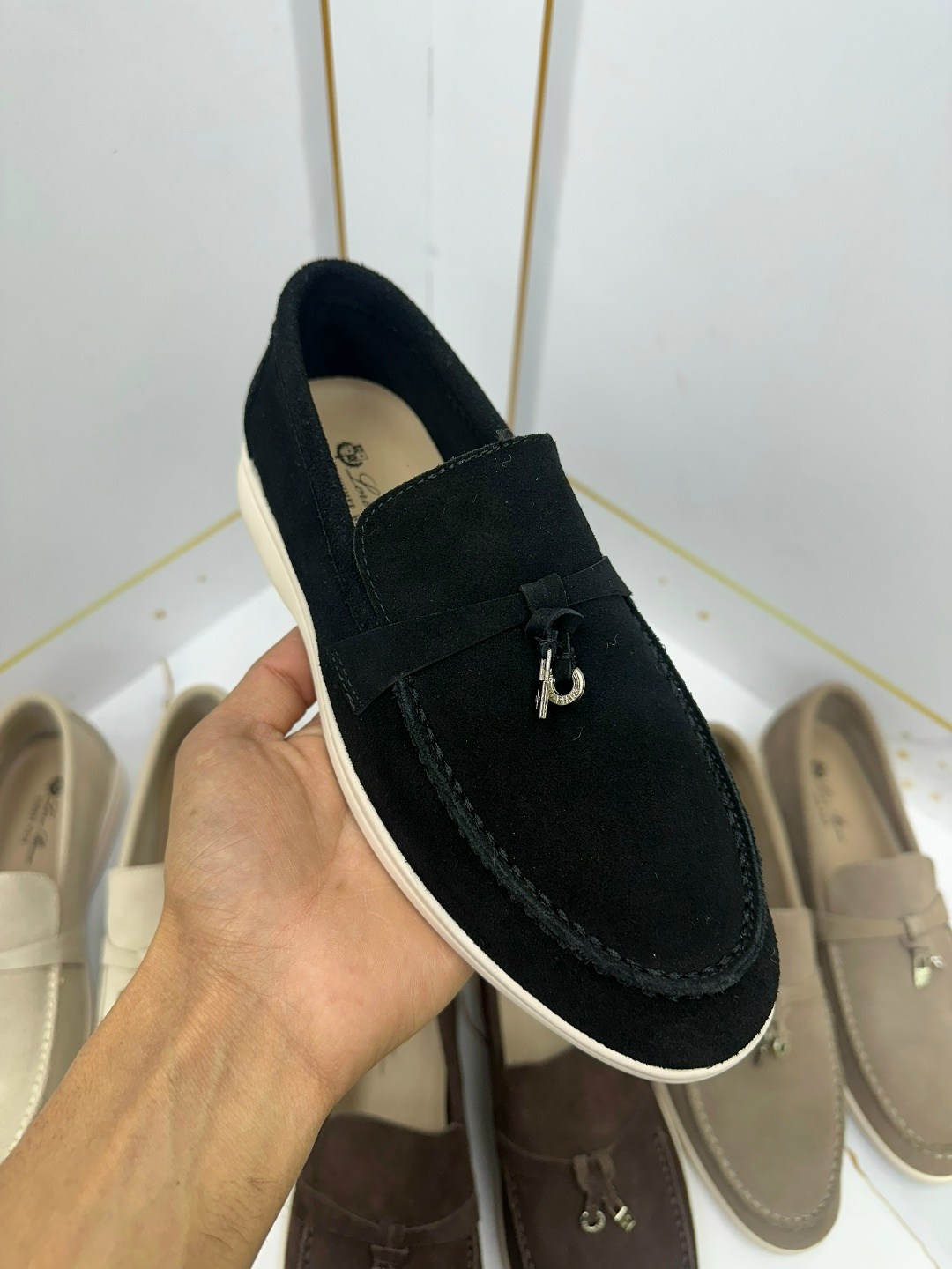 ,лоферы loro piana женские,лоферы loro piana,лоферы бежевые замшевые, повседневные