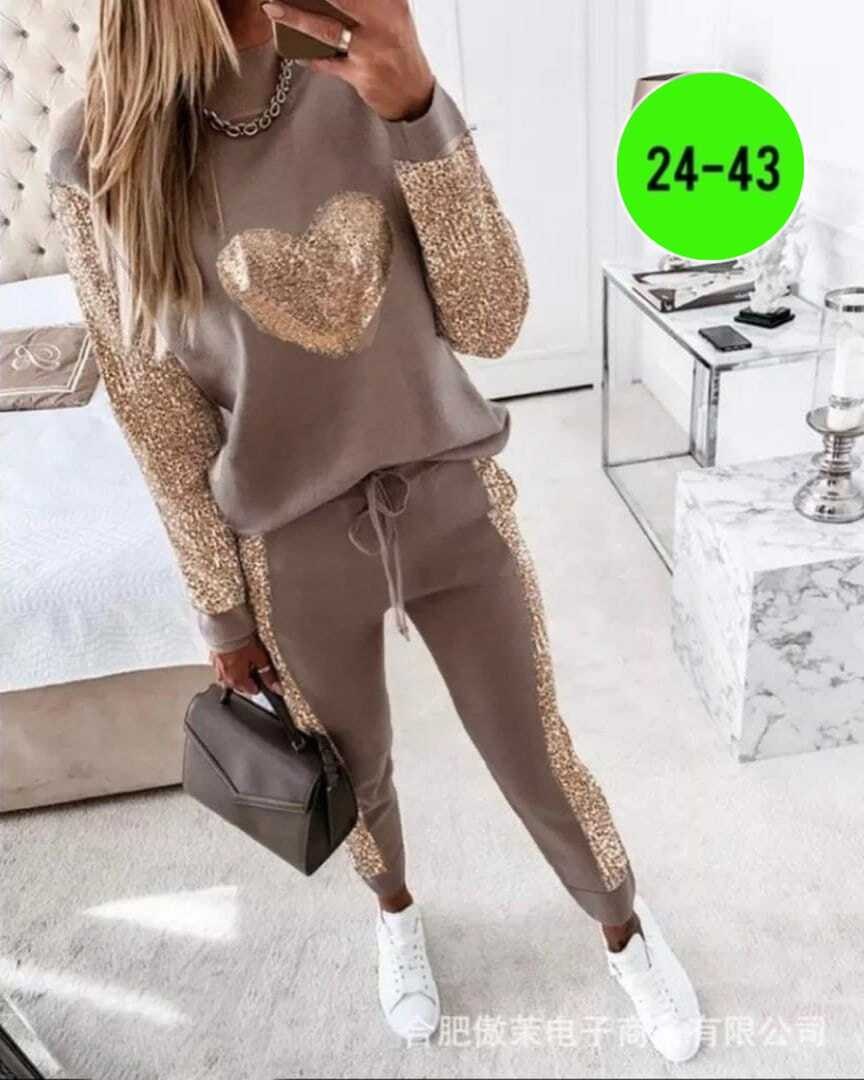 костюм двойка женская,спортивные костюмы женские,трикотажные костюмы,модный женский костюм,костюмы женские