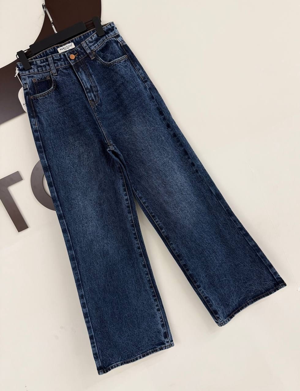 широкие джинсы,джинсы женские,джинсы модные,женские джинсы широкие,женские джинсы прямые