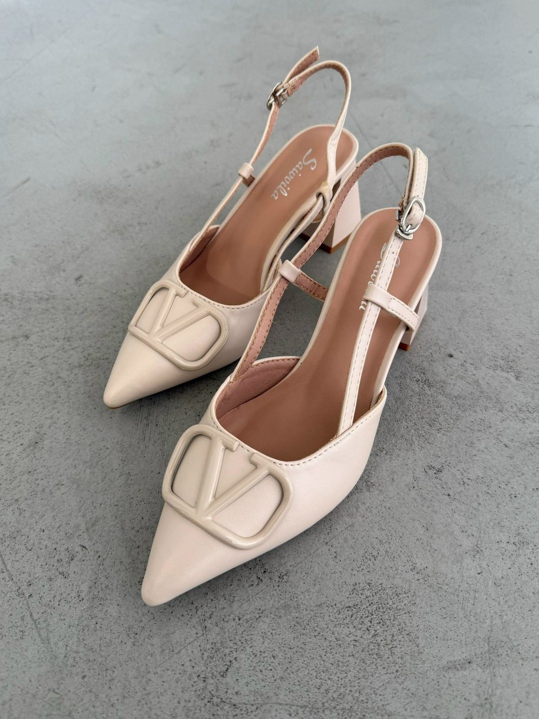 женская,женские туфли лодочки,туфли с открытые,туфли с открытой пяткой,бежевые туфли