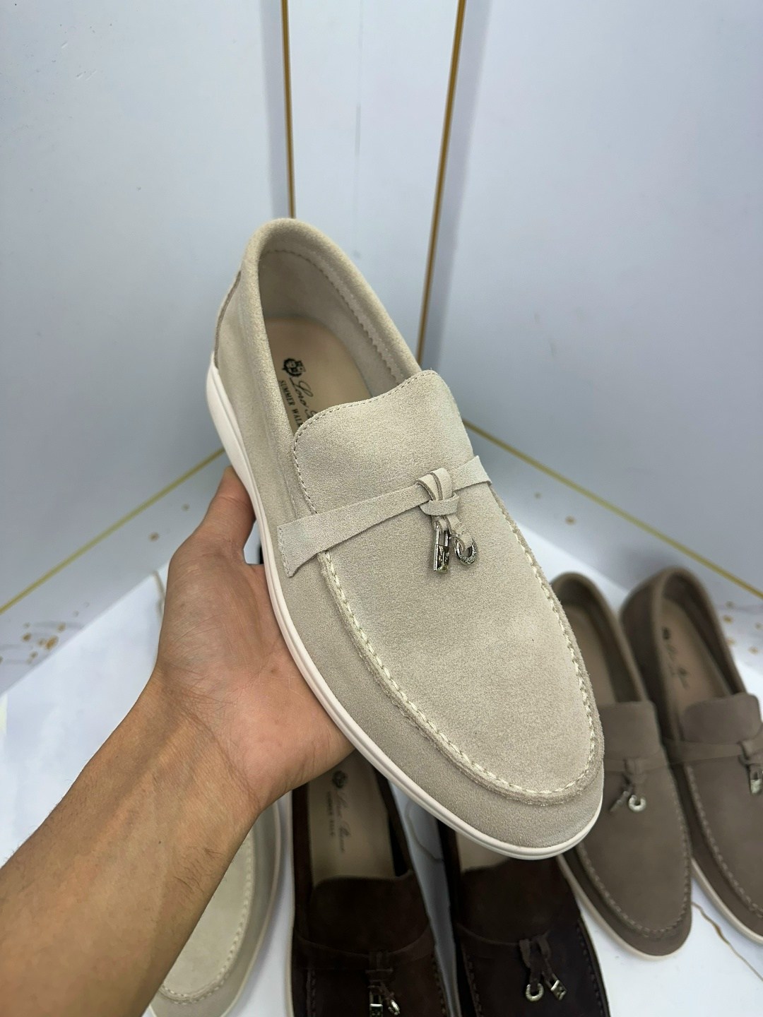 ,лоферы loro piana женские,лоферы loro piana,лоферы бежевые замшевые, повседневные