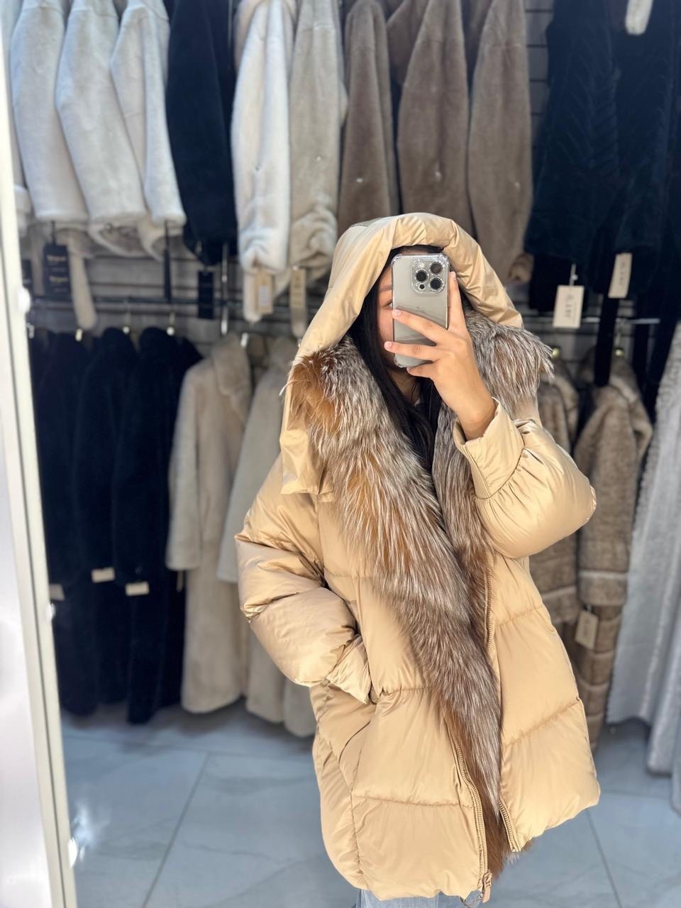 пуховики с натуральным мехом,пуховики с мехом,пуховик женский с натуральным мехом,пуховик женский с мехом,куртка удлиненная с мехом