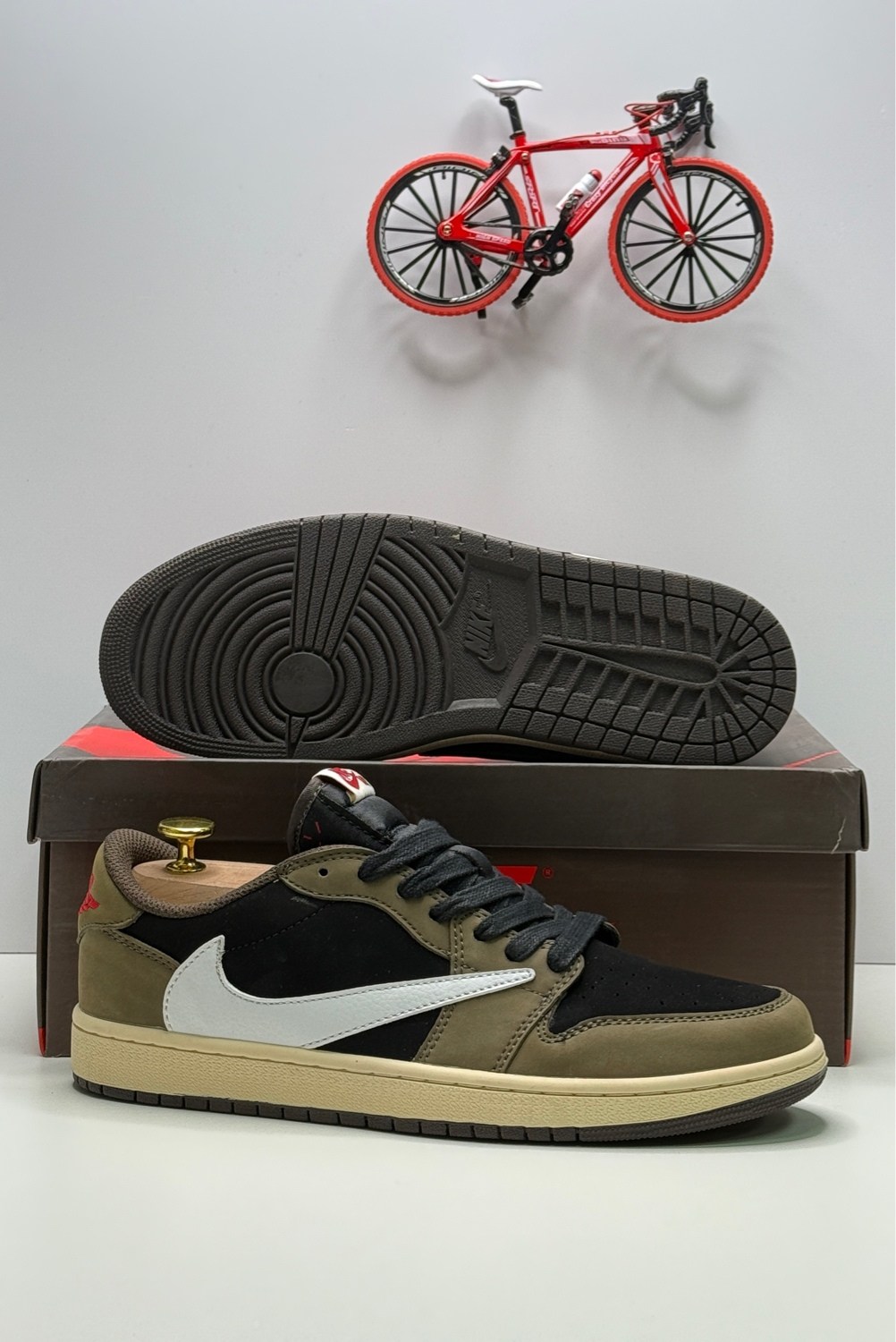 nike air jordan 1 low travis scott,nike air jordan 1 low x travis scott,air jordan 1 low travis scott,кроссовки nike air jordan 1 low travis scott,nike air jordan 1 retro low og sp travis scott