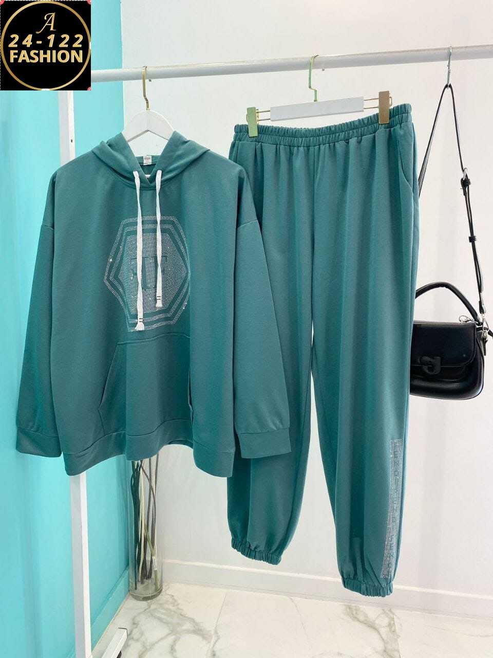 костюмы спортивные женские,спортивные костюмы,женские костюмы больших размеров,женские спортивные костюмы больших размеров,cпортивный костюм больших размеров