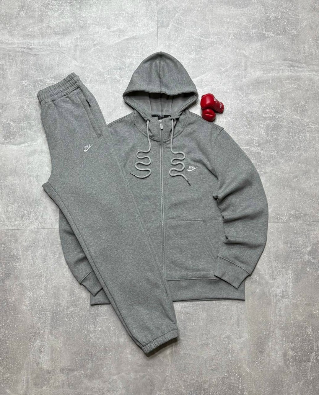 спортивные костюмы nike,спортивный костюм найк серый,спортивные костюм,спортивные костюмы найк,мужские спортивные костюмы