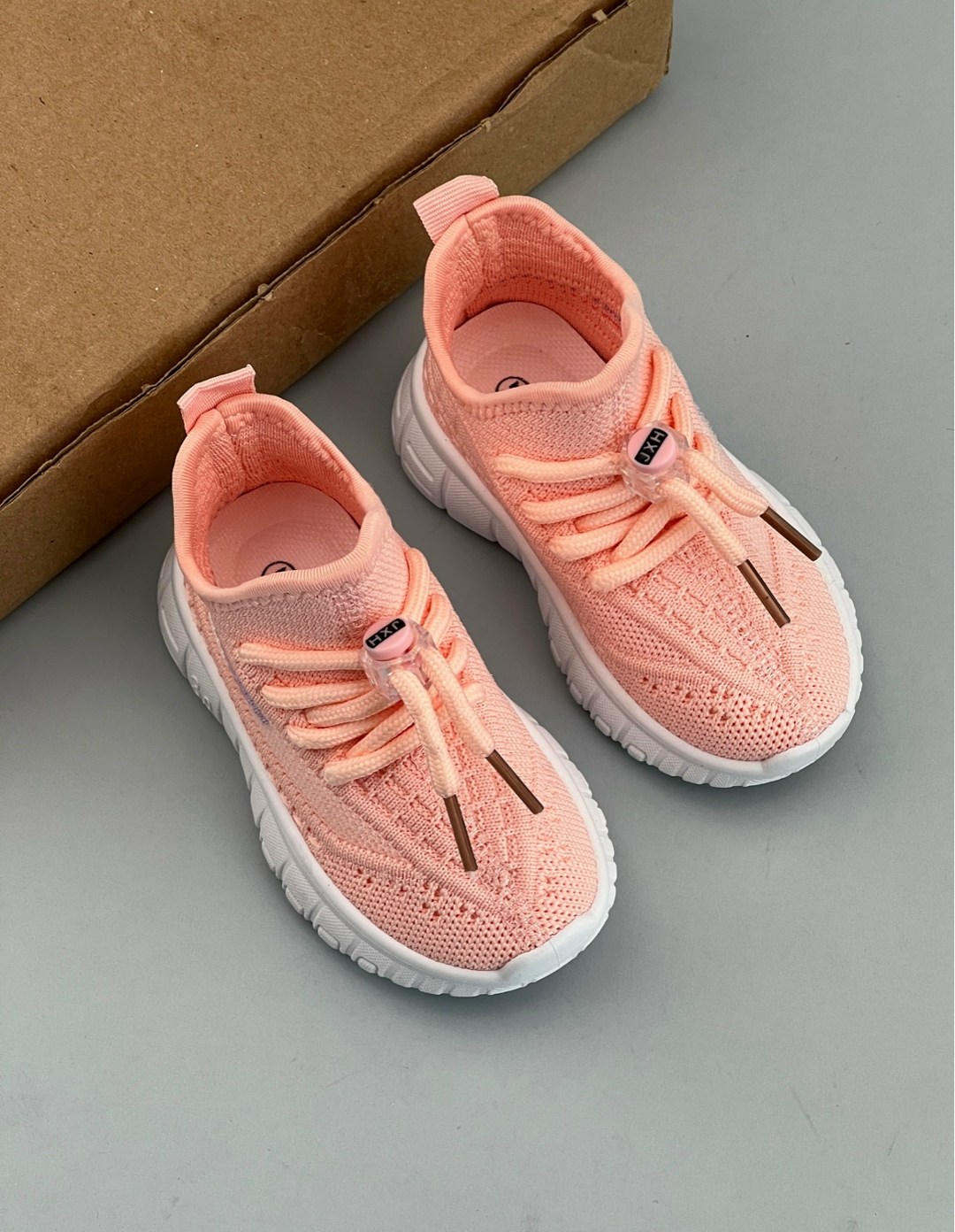 кроссовки,кроссовки изики,кроссовки для девочек,детские кроссовки, детская